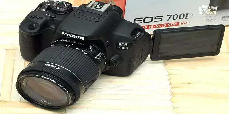 Kamera Canon EOS 700D